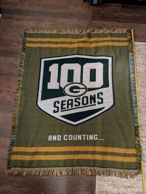 Green Bay Packers 100 Seasons Woven Throw Blanket - Green/Gold